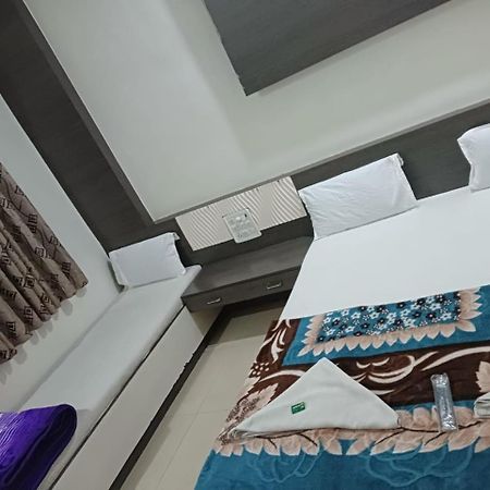 Hotel Shri Sai Darshan Shirdi Exterior photo